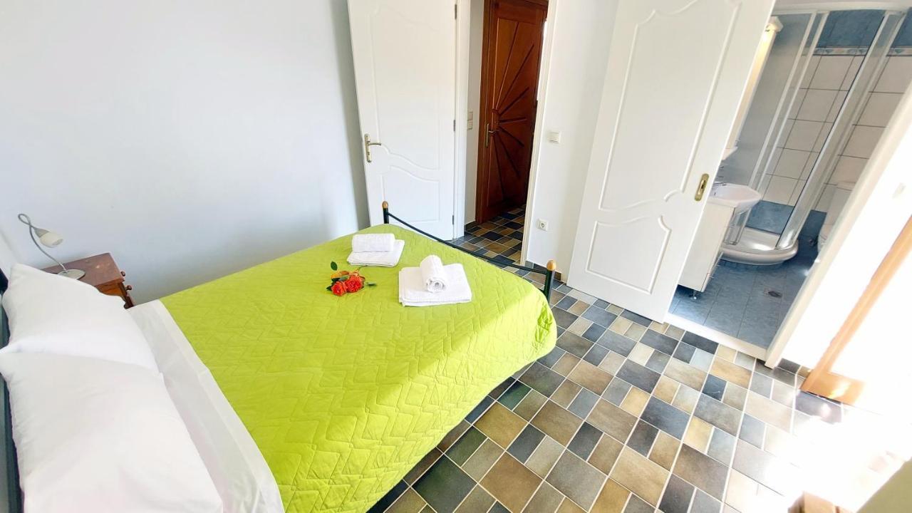 Euryclea Apartments Perachori Exterior foto